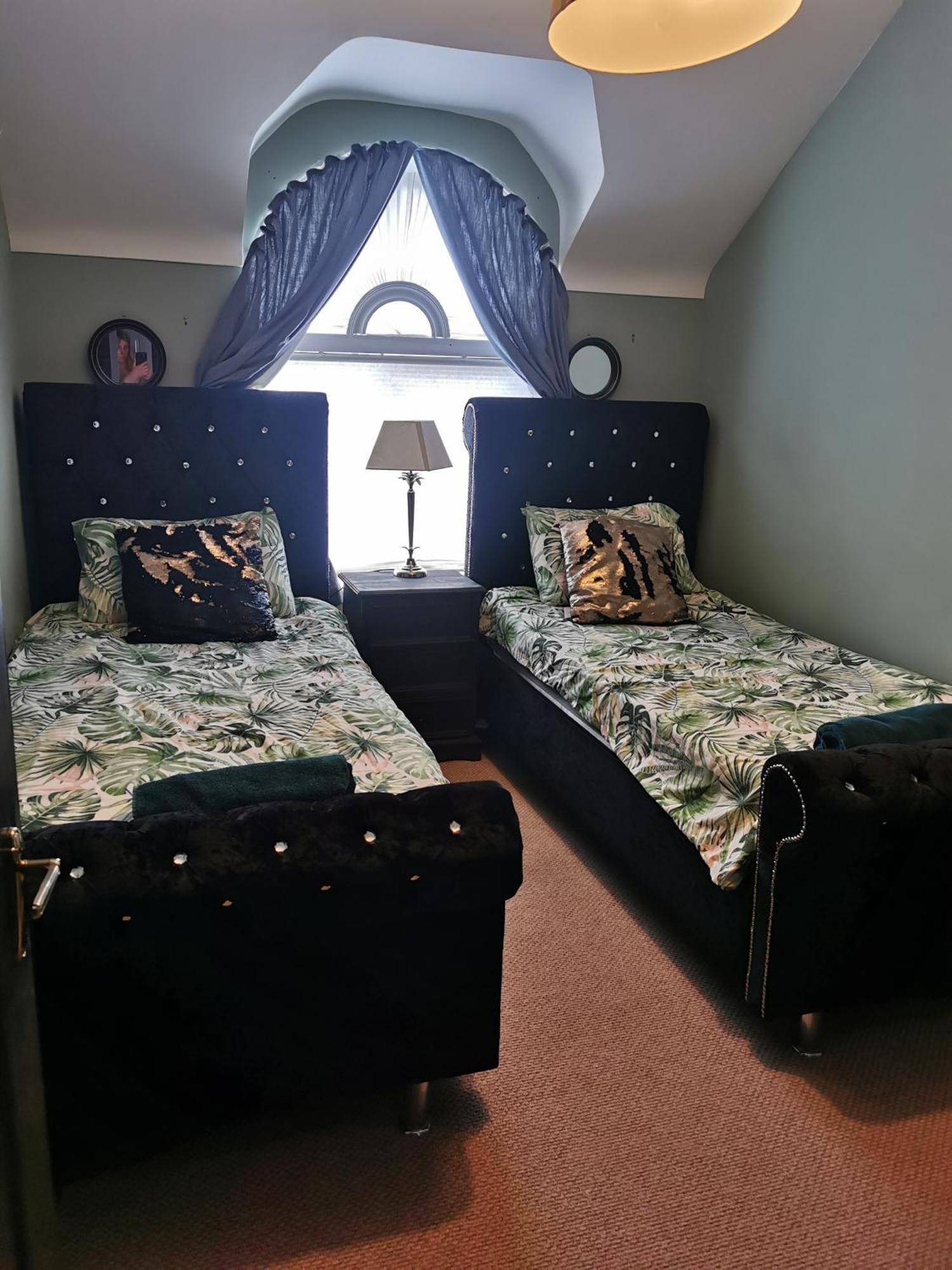 Апартаменти Palm Cove Bundoran Luxurious Sea View Balcony Free Wifi Netflix Sleeps 5 Екстер'єр фото